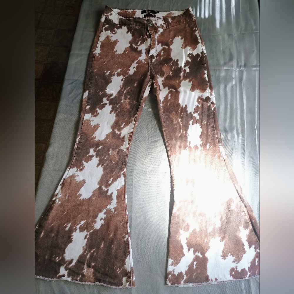 L&B Brown and White Cow Print Flare Jeans - Picture 1 of 8